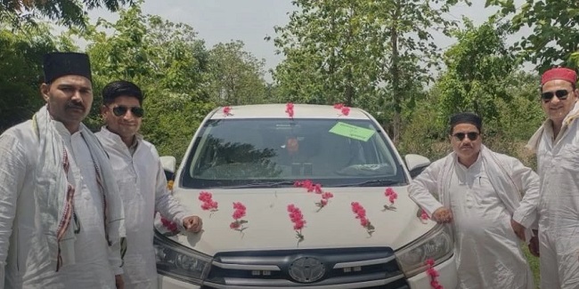 देवासः राजस्व, खनिज और पुलिस की संयुक्त टीम ने फतहगढ घाट से अवैध रेत के भरे 10 ट्रैक्टर किए जब्त