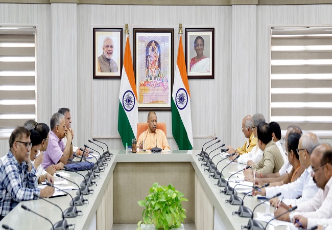 प्राणी उद्यानों में बर्ड फ्लू से सुरक्षा के लिए कड़ी सावधानी बरती जाए : मुख्यमंत्री