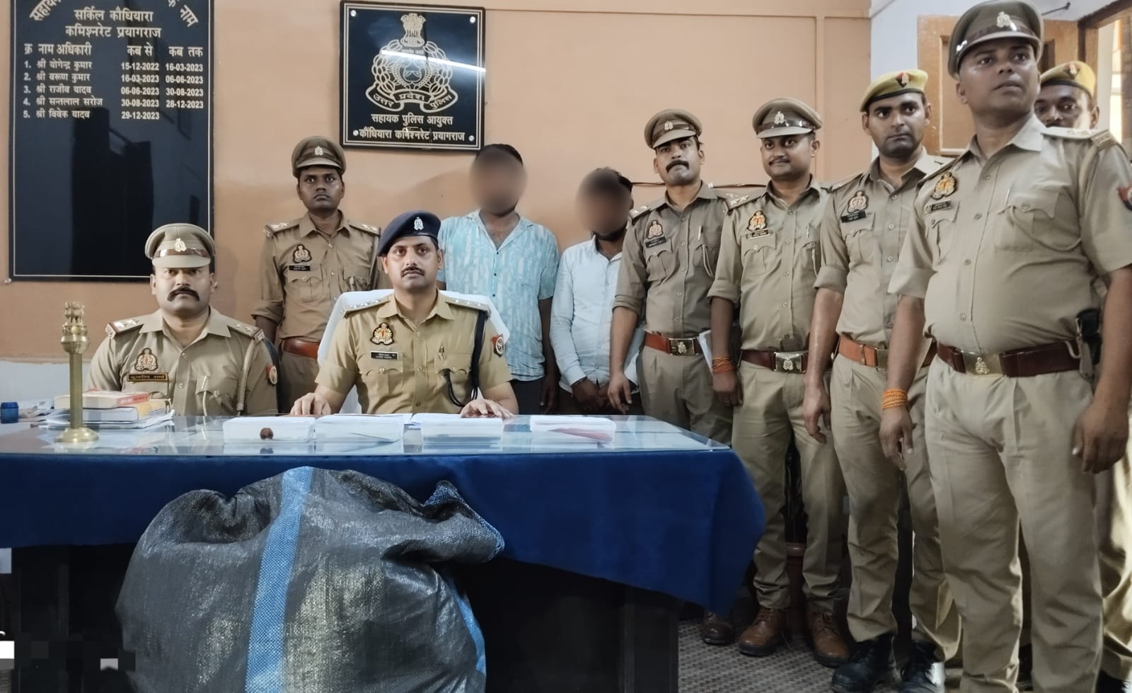 गांजा की तस्करी करने वाले गिरोह के तीन सदस्य गिरफ्तार, वाहन व नकदी बरामद