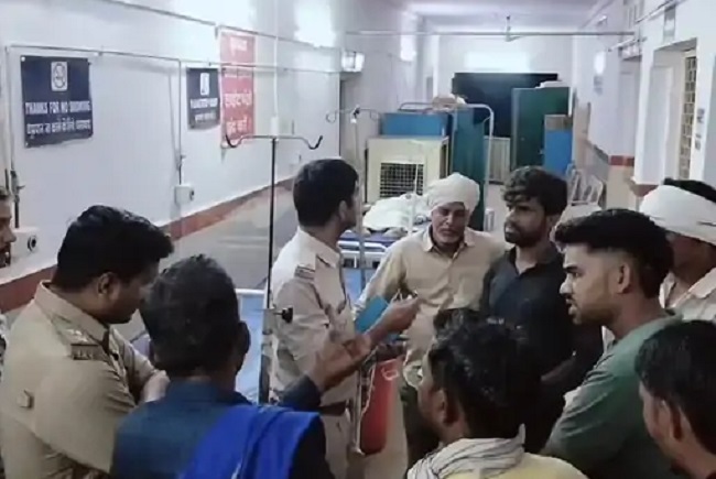 शिवपुरीः शादी से लौट रहे लोगों से भरी ट्रैक्टर-ट्रॉली पलटी, दादी-पौते की मौत, सात घायल