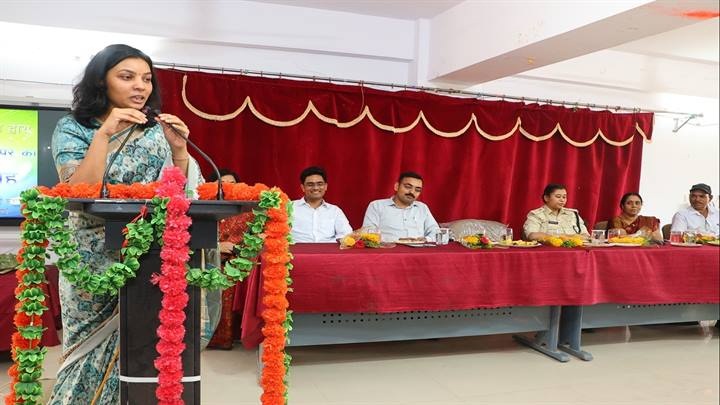 नरसिंहपुरः शैलेन्द्र चौधरी ने यूपीएससी में 362 रैंक प्राप्त कर जिले को किया गौरवान्वित, कलेक्टर-एसपी ने किया सम्मान