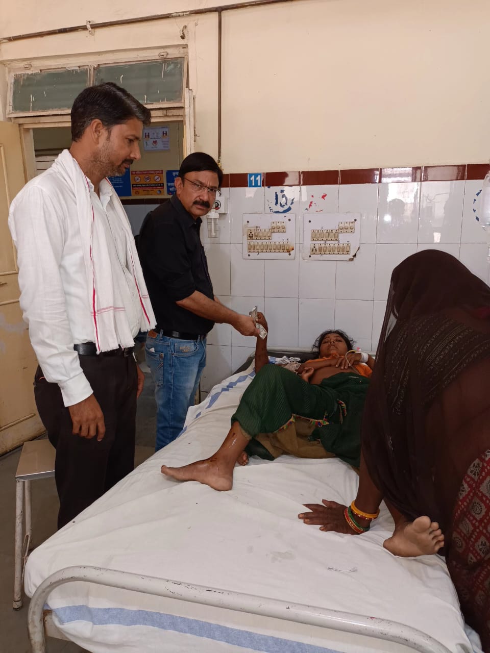 श्योपुर: ऑटो- कार की भिड़ंत में 8 लोग घायल, दो की हालत गंभीर