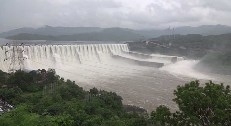 गर्मियों में पानी की किल्लत दूर करने के लिए रोजाना 320 करोड़ लीटर जलापूर्ति