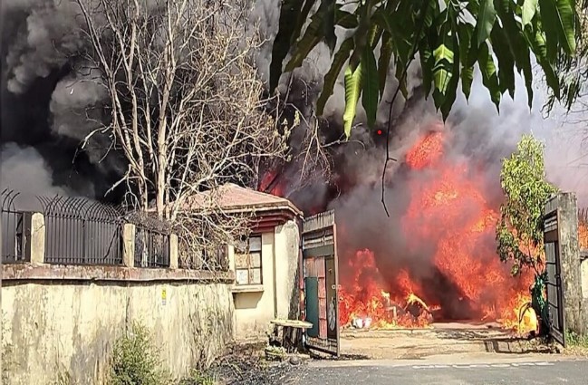बीएसएनएल की खराबी से फायर ब्रिगेड के लैंडलाइन नंबर ठप, 16 घंटे से सेवाएं बाधित