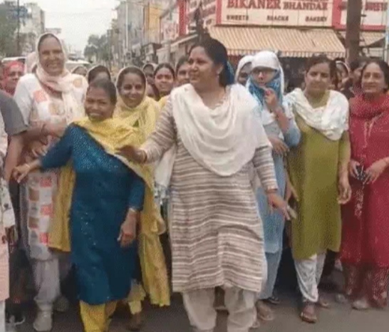 अहिल्याबाई होलकर की जयंती पर दौड़ी झज्जर की महिलाएं, दिखाई प्रतिभा