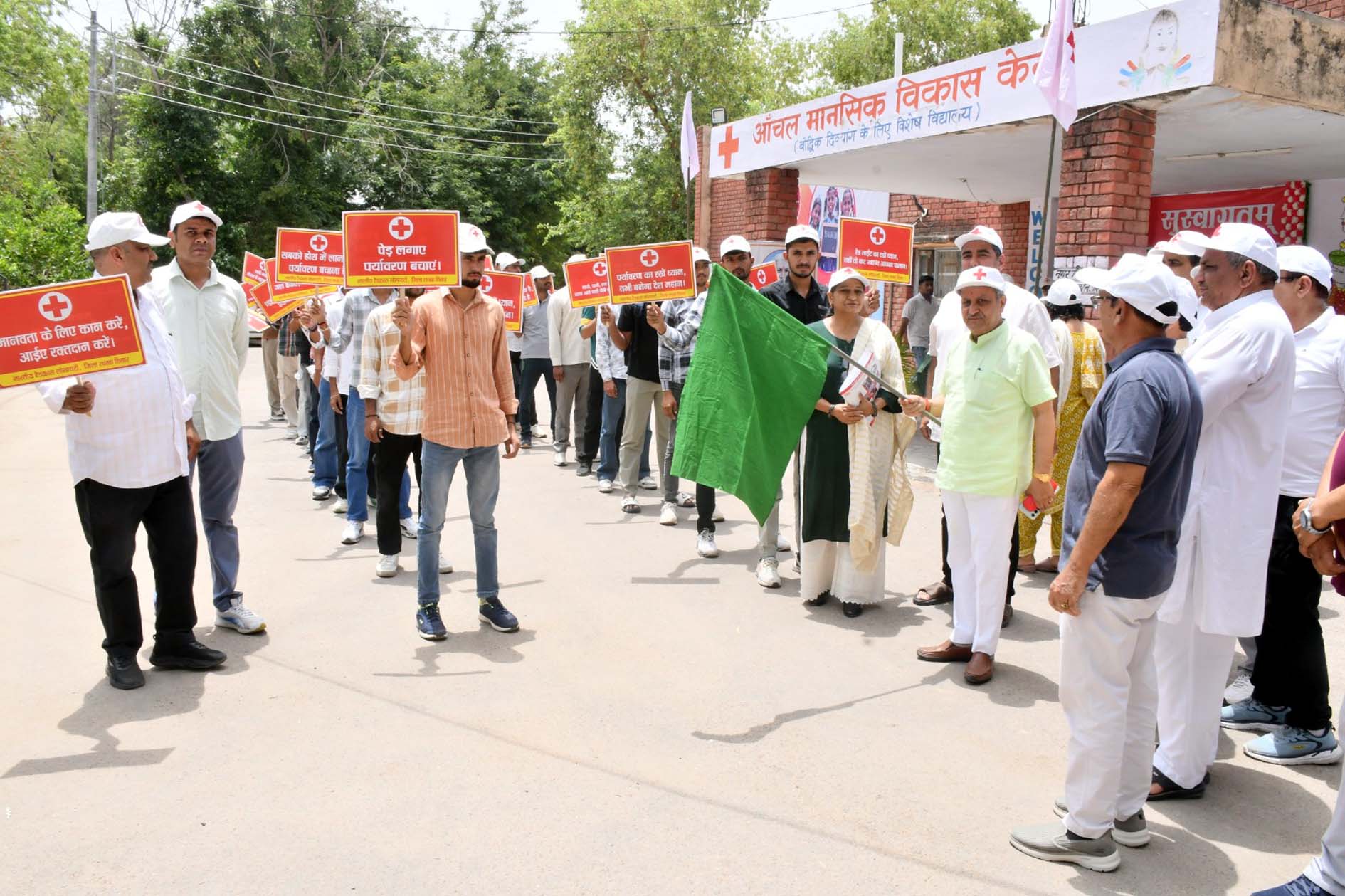 हिसार दौरे पर आए रेडक्रॉस महासचिव महेश जोशी, सेवा व जन जागरूकता कार्यक्रमों की सराहना की