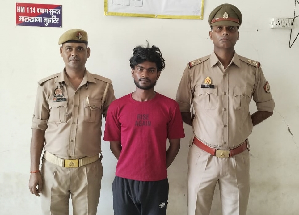 सोशल मीडिया पर अवैध असलहा लहराने वाला गिरफ्तार