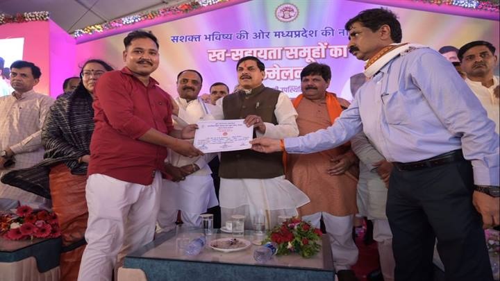 रण-बांकुरों की धरा ग्वालियर-चंबल क्षेत्र के विकास के लिए सरकार प्रतिबद्धः मुख्यमंत्री डॉ. यादव