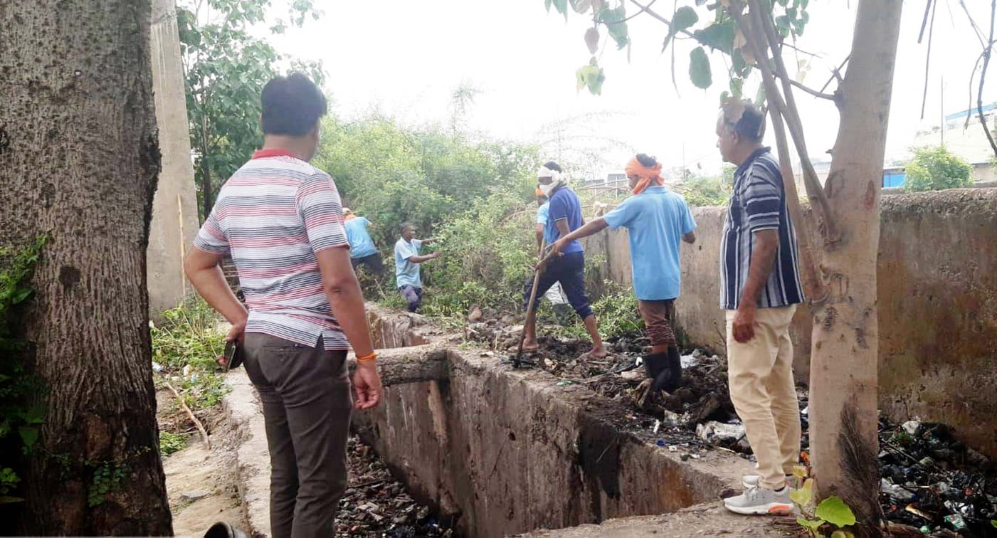 कोरबा : 71 किमी लंबे 40 बडे़ नालों व अन्य छोटे नालों का किया जा रहा सफाई कार्य