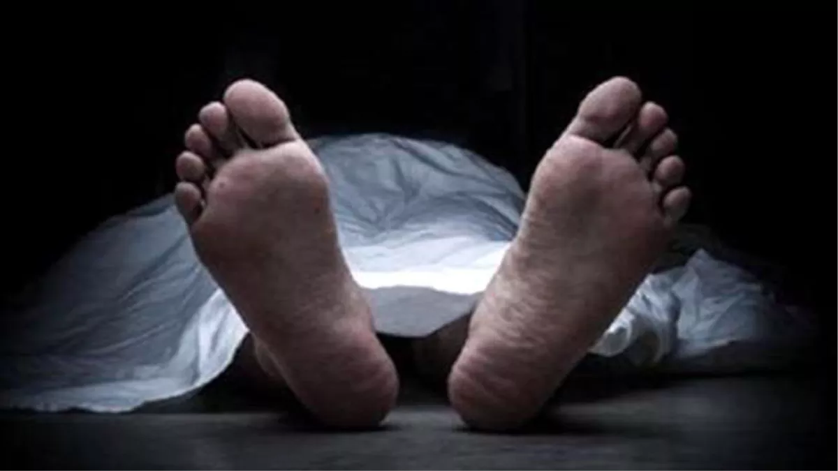 प्रयागराज: ट्रेन की चपेट में आने से मजदूर समेत दो की मौत