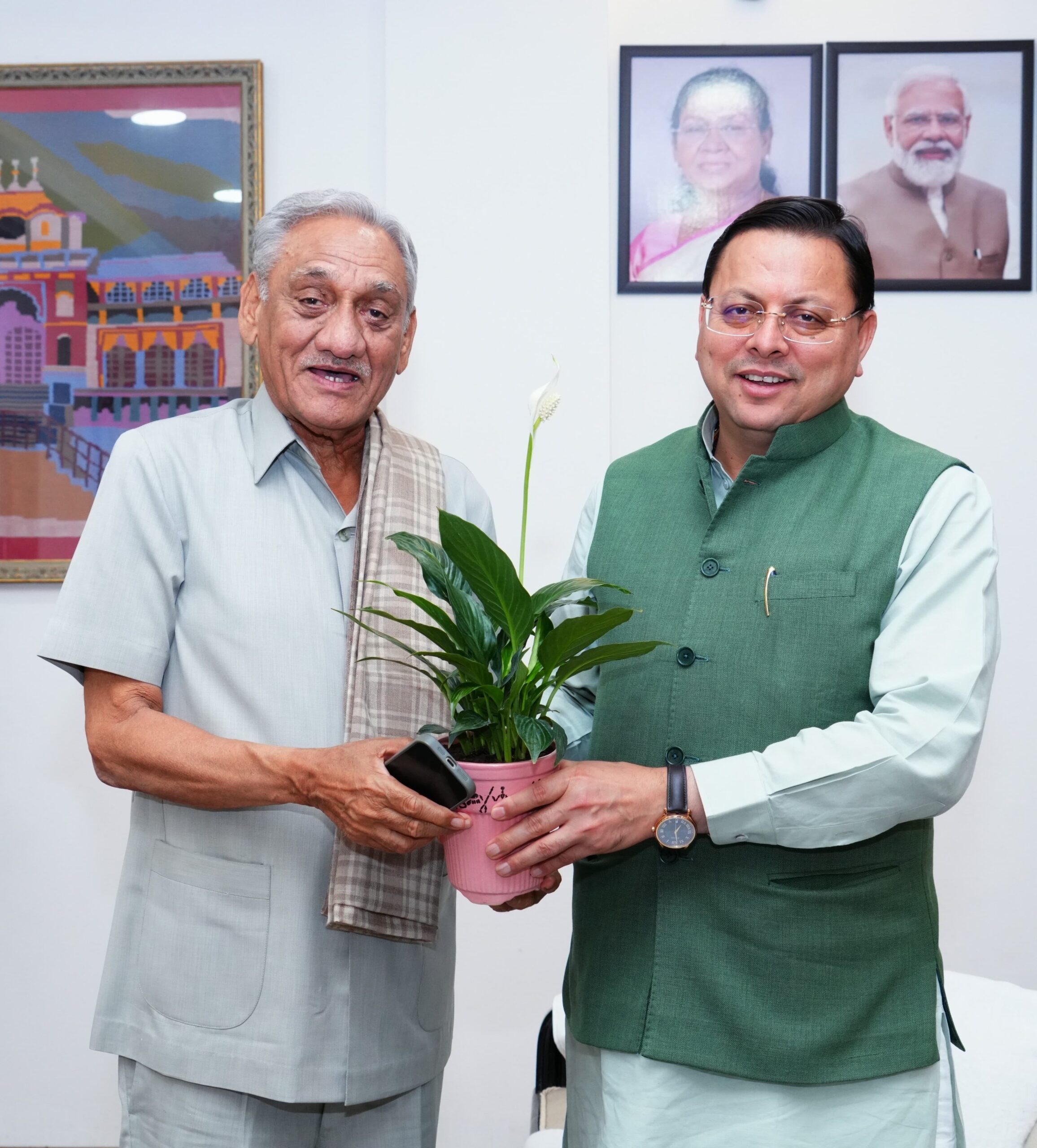 (फ़ोटो) पूर्व मुख्यमंत्री विजय बहुगुणा ने मुख्यमंत्री से की शिष्टाचार भेंट