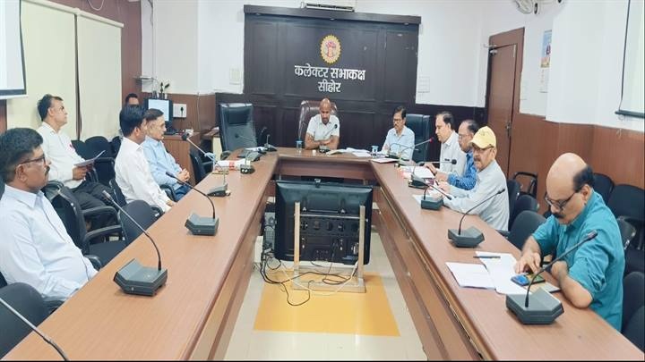 सीहोरः जिले में इस वित्त वर्ष में अब तक खनिजों के अवैध उत्खनन-परिवहन के 389 प्रकरण दर्ज