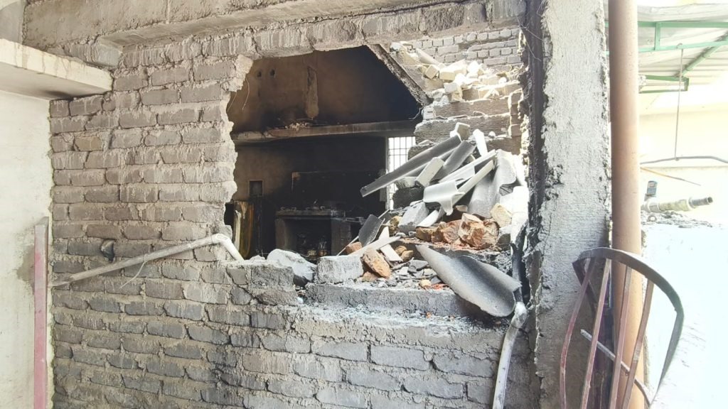 सक्ती : घर में अचानक ब्लास्ट हुआ गैस सिलेंडर, आग बुझाने की कोशिश में नाै लोग झुलसे, छह गंभीर