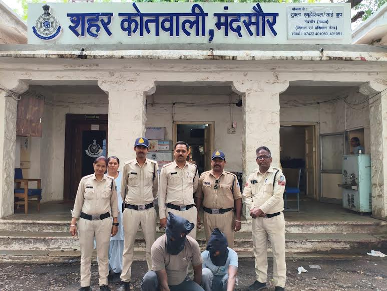 मंदसौर पुलिस ने किया चेन स्नेचिंग की घटनाओं का खुलासा, दो आरोपी गिरफ्तार