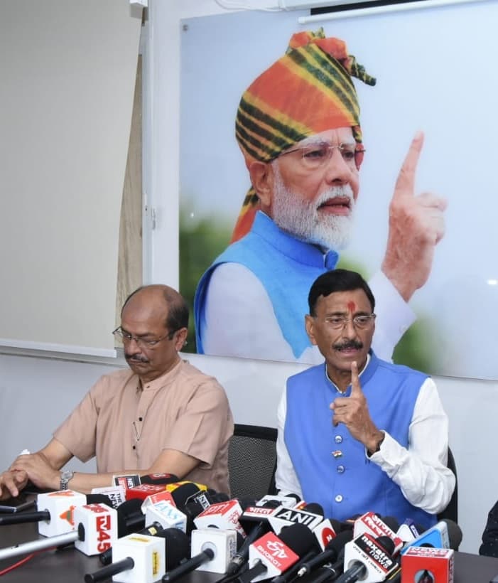 आतंकवाद और नक्सलवाद पर जारी रहेगा प्रहार: संजय सेठ