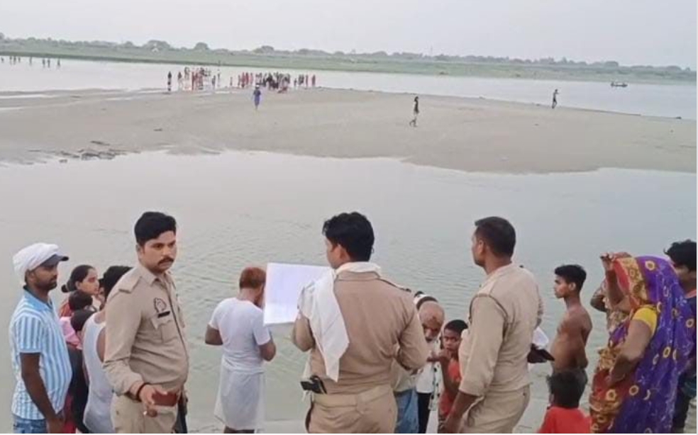 गंगा से स्नान करने गये दो नवयुवक डूबे, मौत