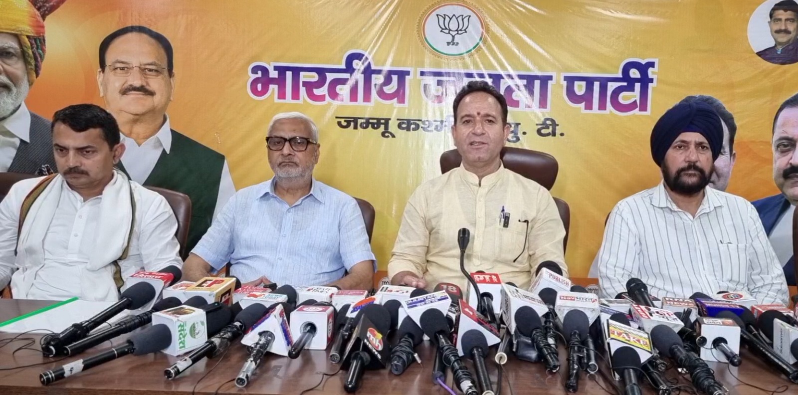 भाजपा की उच्च स्तरीय समिति ने सीमा पर हुए नुकसान का आकलन कर बंकर, नौकरियां और मुआवजे की सिफारिश की
