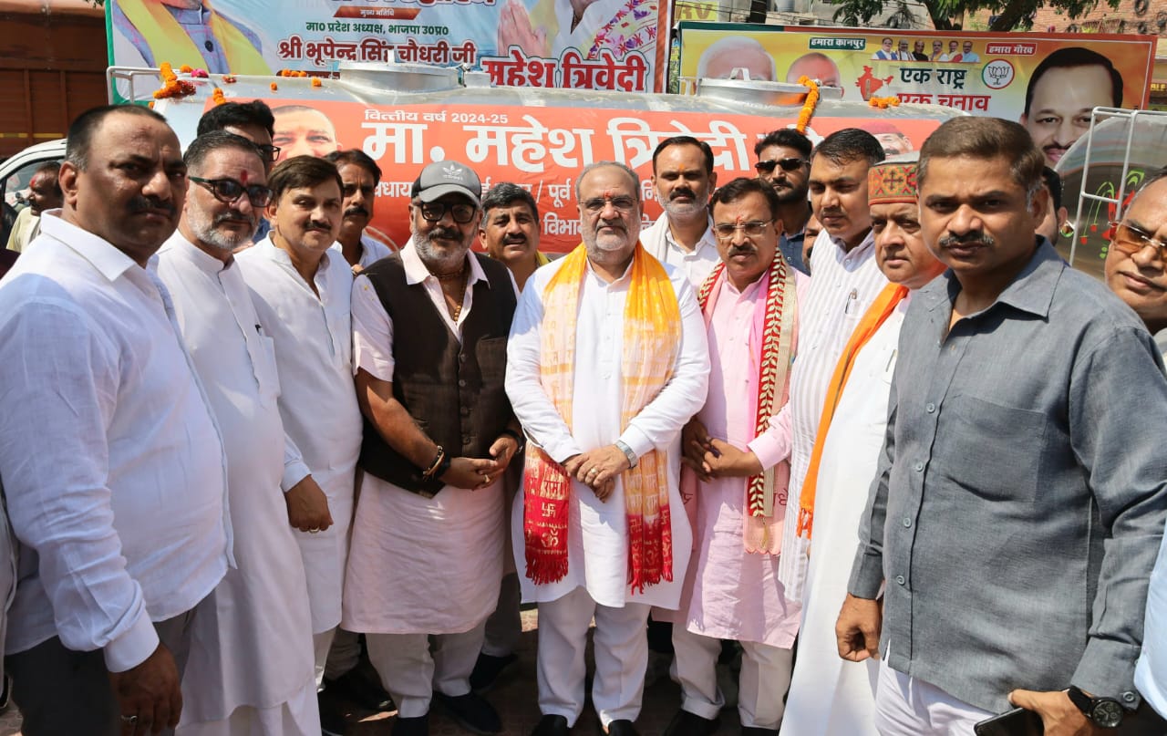 विधायक महेश त्रिवेदी ने निधि से 36 लाख के छह टैंकर जनता को किया समर्पित, क्षेत्रीय लोगों को मिलेगी राहत