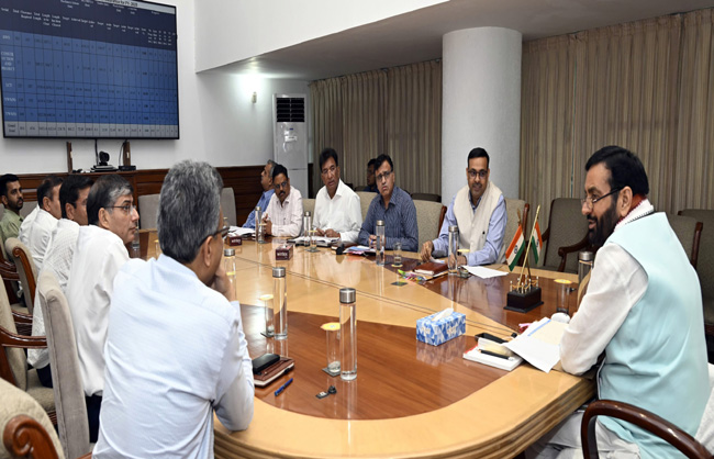 मानसून से पहले ड्रेनों व माइनर की सफाई पर फोकस