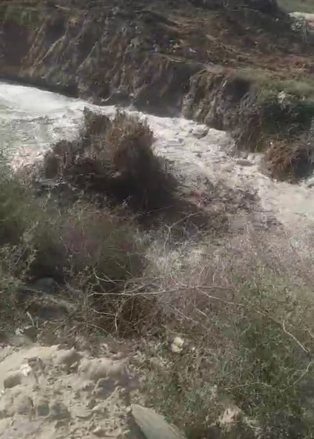 रोहतक के खेड़ी साध में भारत पेट्रोल की सीएनजी गैस की पाइपलाइन हुई लीक