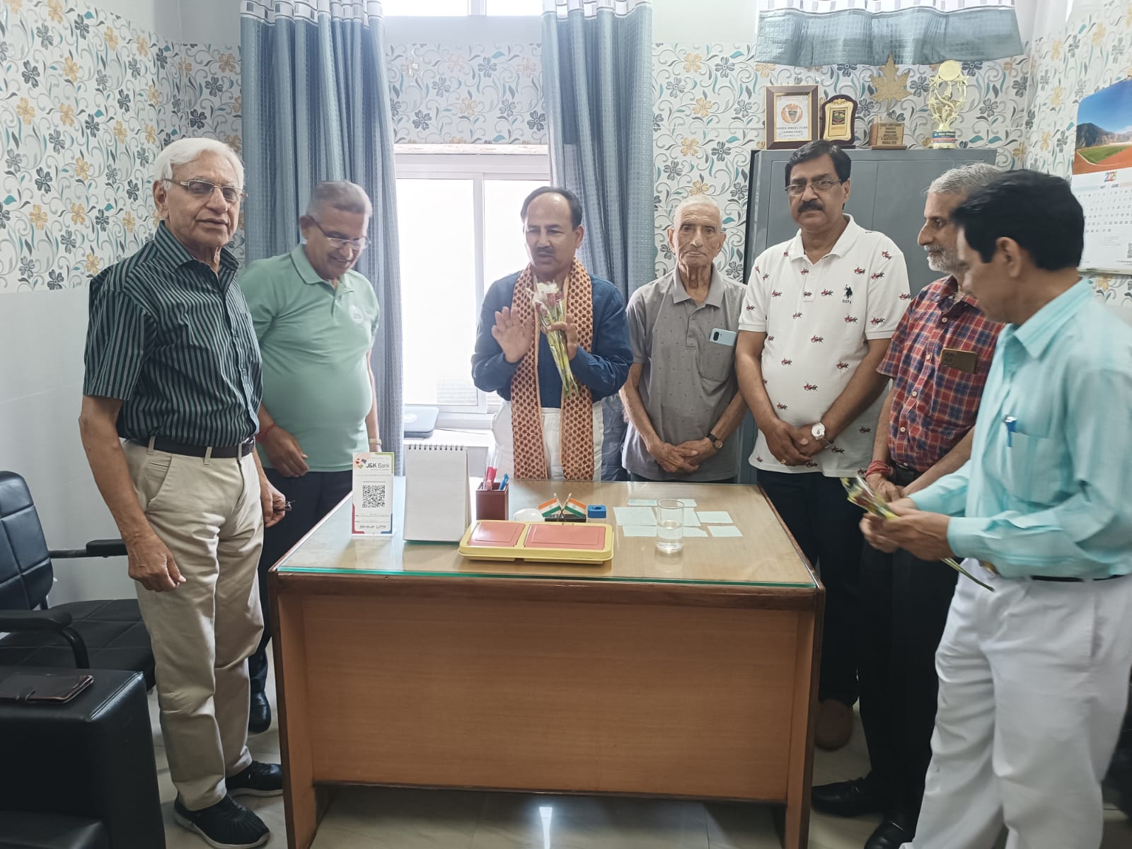 डॉ. दिनेश गुप्ता ने वृद्ध आश्रम, अंबफल्ला, जम्मू के मानद सचिव का कार्यभार संभाला