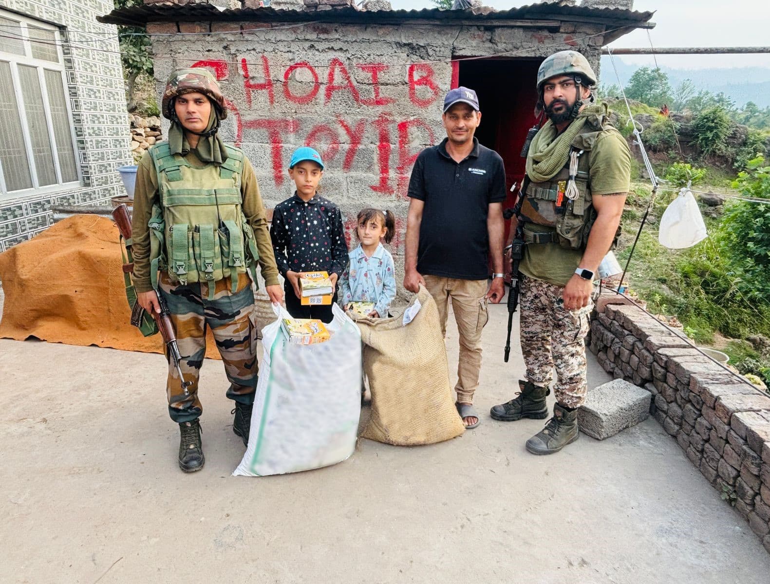 संघर्ष विराम उल्लंघन और सीमा पार से गोलाबारी के मद्देनजर मानवीय राहत अभियान चलाया