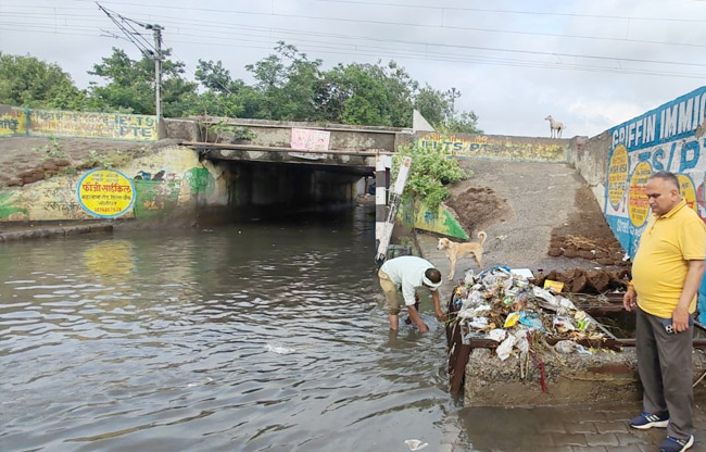 सोनीपत: प्री-मानसून बारिश से जलभराव, मेयर ने संभाली कमान