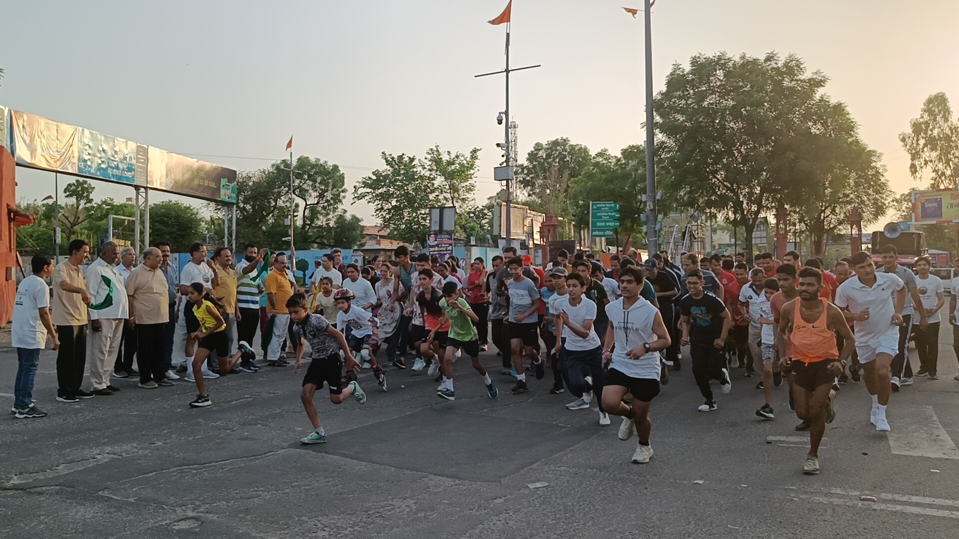 सम्राट पृथ्वीराज चौहान मैराथन दौड़: भारी उत्साह से शहरवासियों ने किया इतिहास पुरुष को नमन