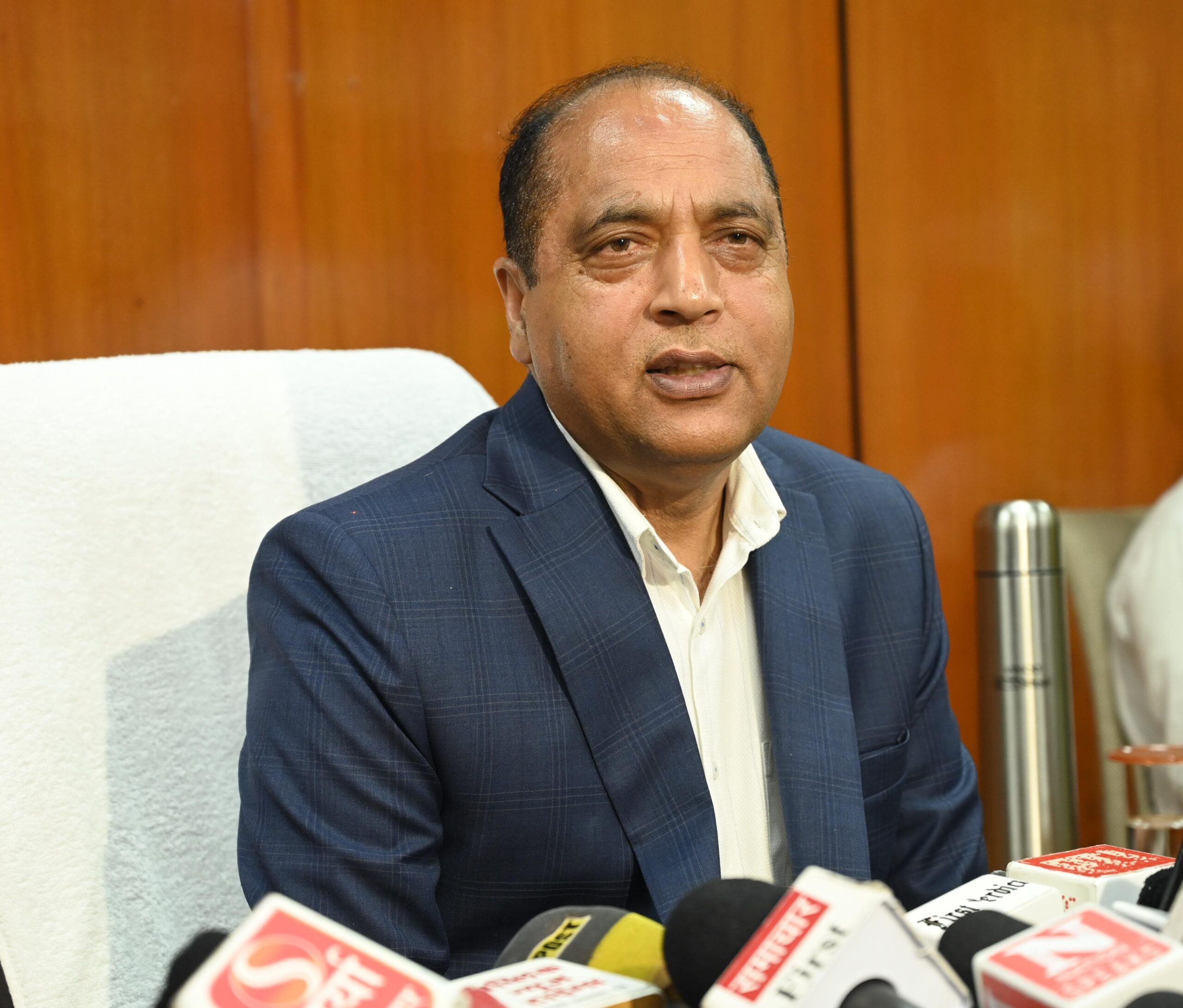एसीएस की जांच रिपोर्ट पढ़ते तो मुख्यमंत्री को पता चलते सारे तथ्य : जयराम ठाकुर