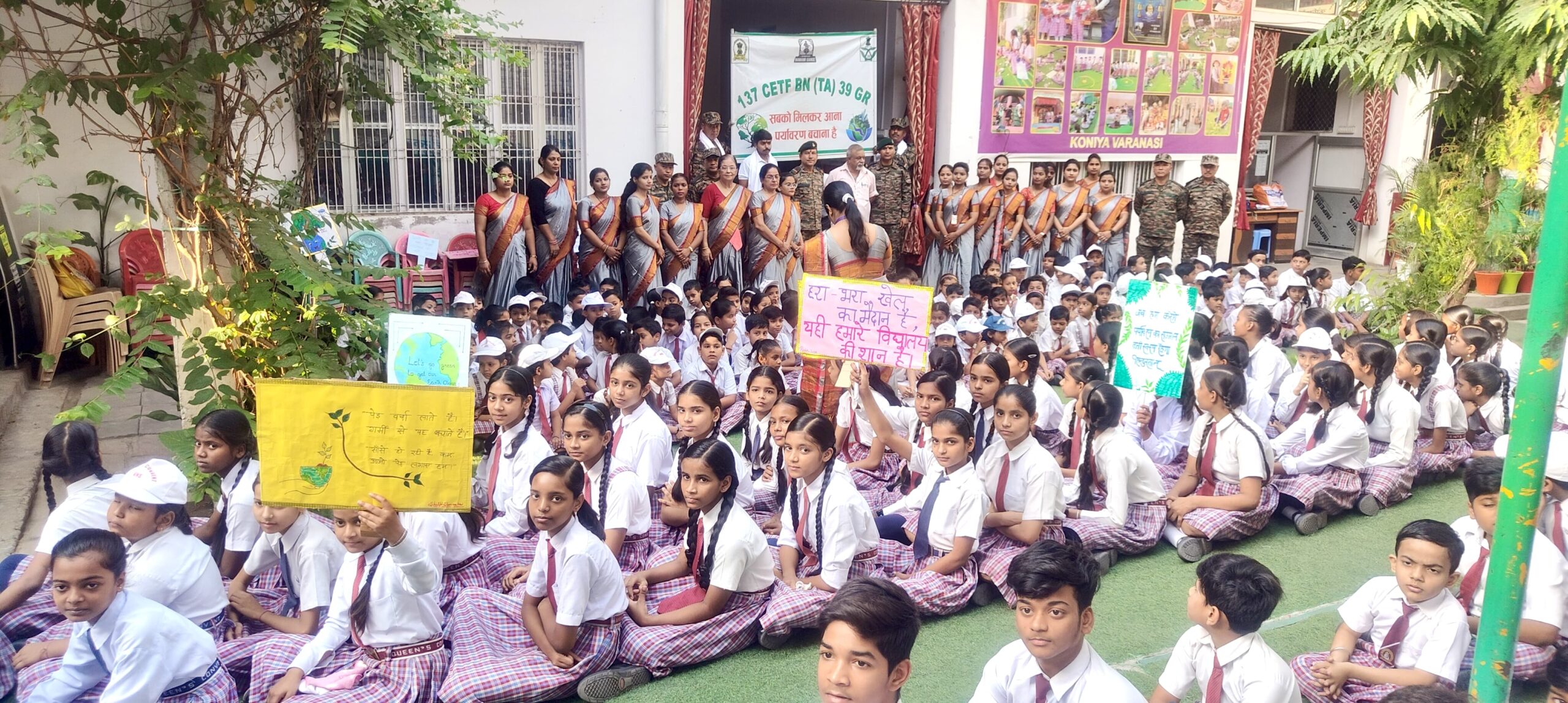 नमामि गंगे व सेना के जवानों ने मिलकर चलाया पर्यावरण साक्षरता अभियान