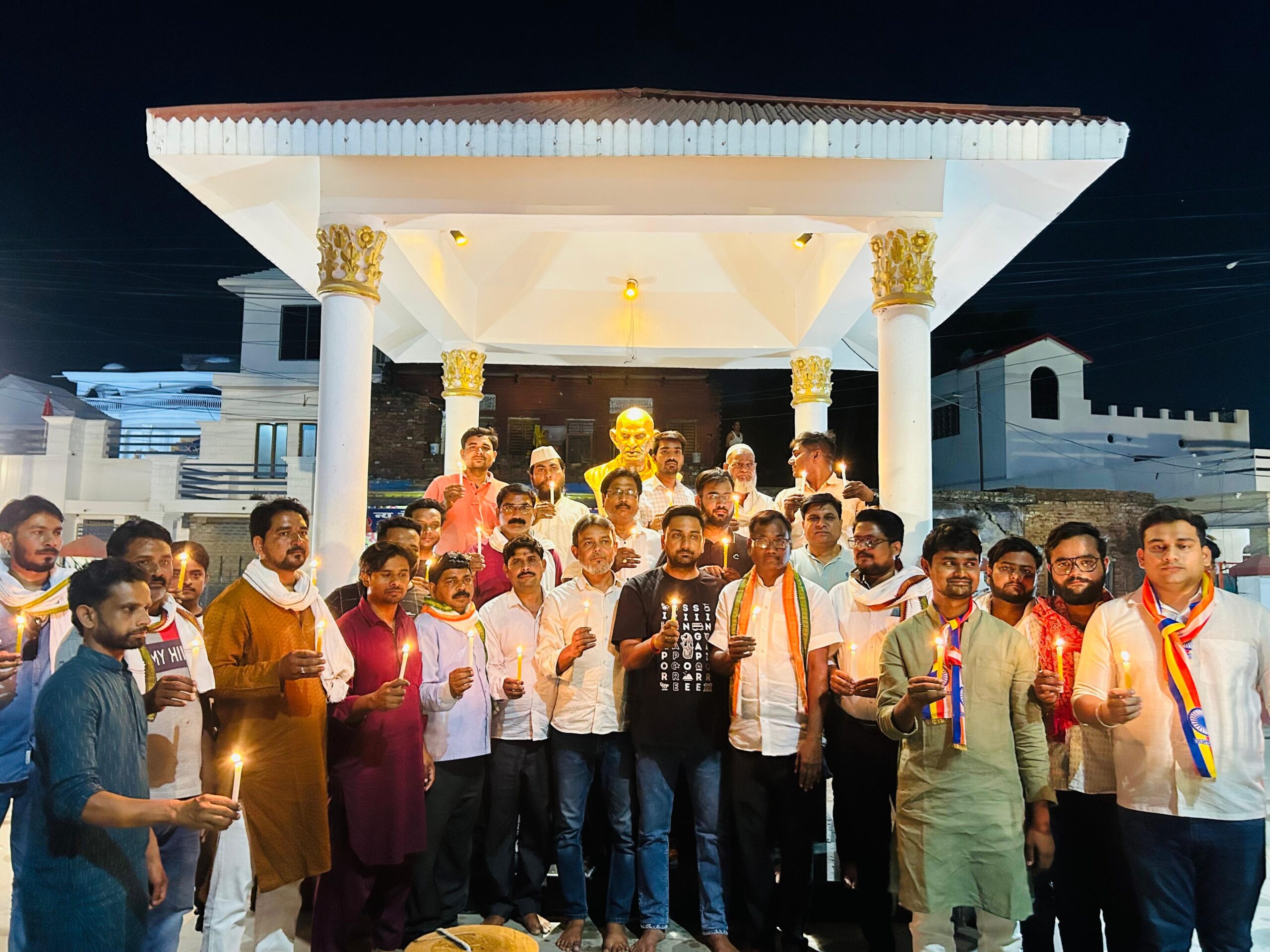 पहलगाम आतंकी हमले और पाकिस्तान की गोलीबारी में शहीद हुए सैनिकों, नागरिकों को कांग्रेसियों ने दिया श्रद्धांजलि