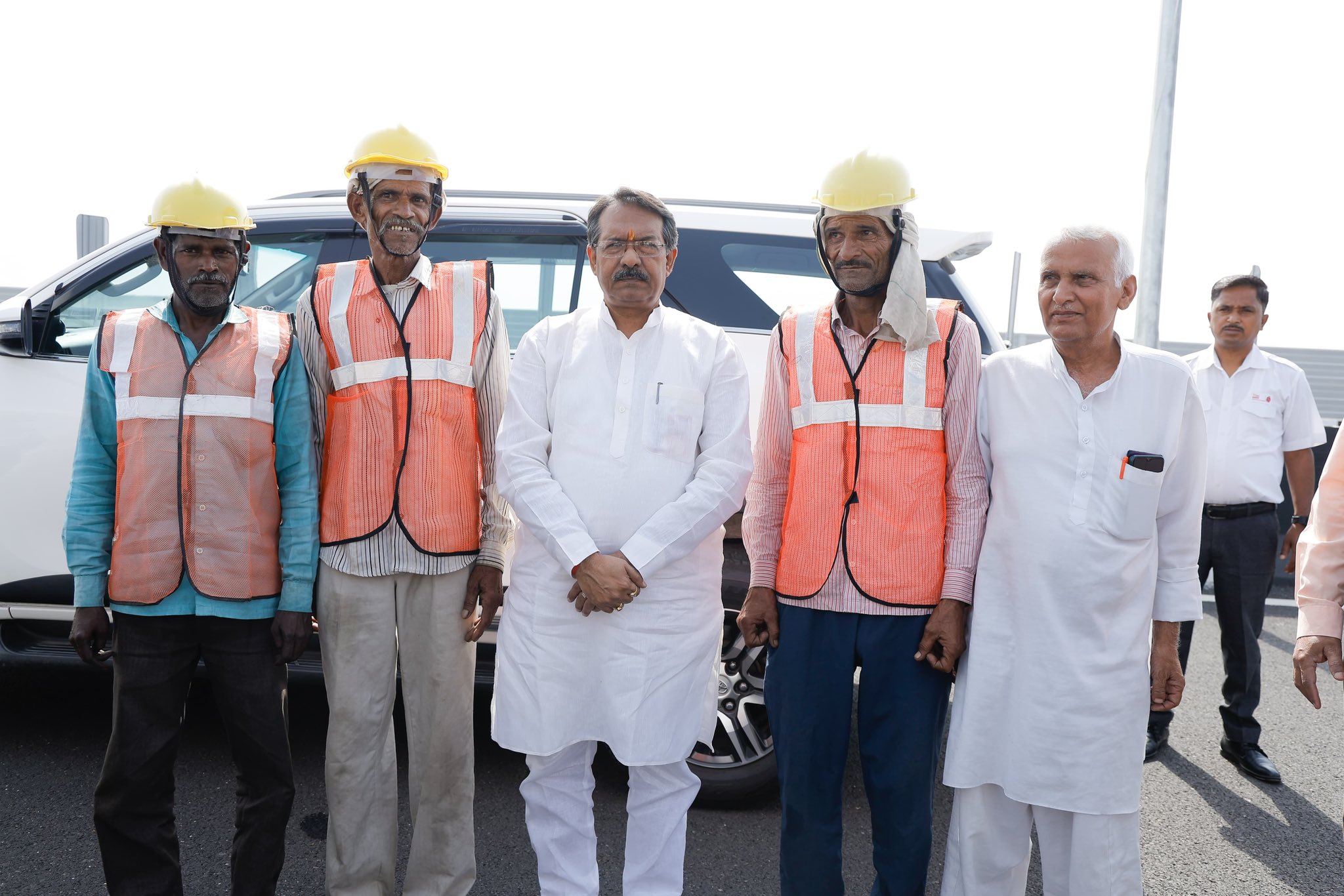 केंद्रीय मंत्री हर्ष मल्होत्रा ने दिल्ली-सहारनपुर-देहरादून एक्सप्रेस वे का निरीक्षण किया