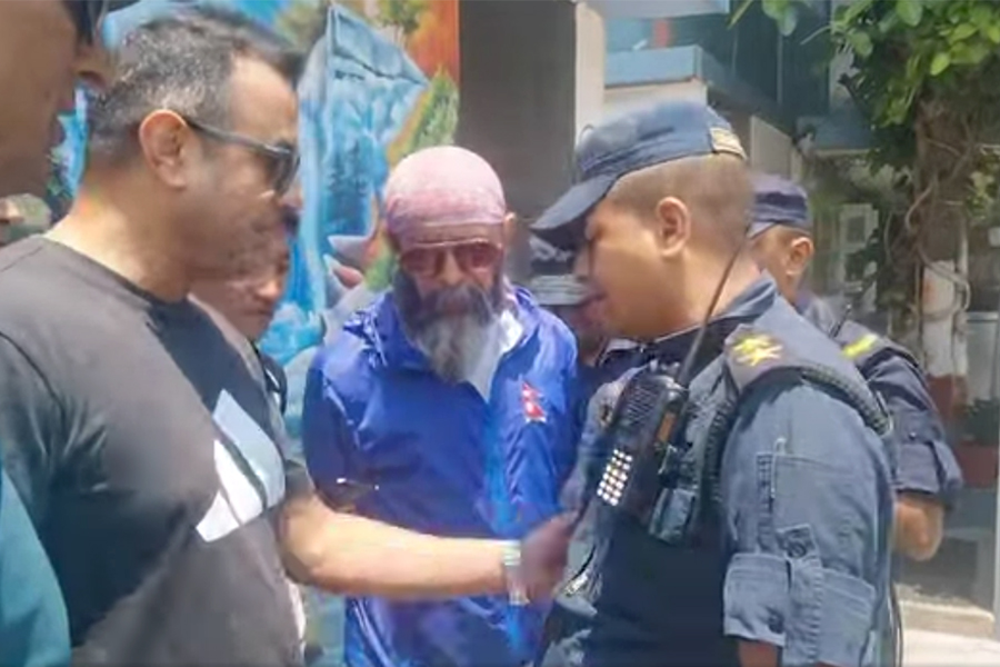 राजशाही समर्थक आंदोलन की तैयारी बैठक के दौरान शिवसेना नेपाल के अध्यक्ष गिरफ्तार