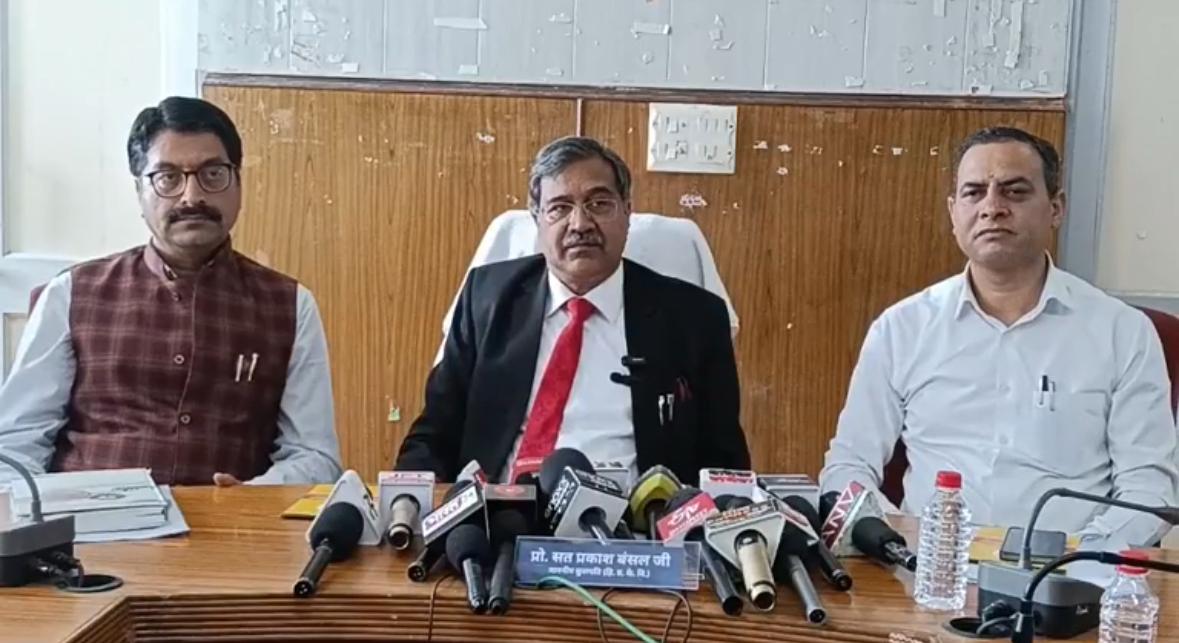 सीयू के कुलपति प्रोफेसर बंसल को ईटानगर विश्वविद्यालय ने दी डी. लिट की उपाधि
