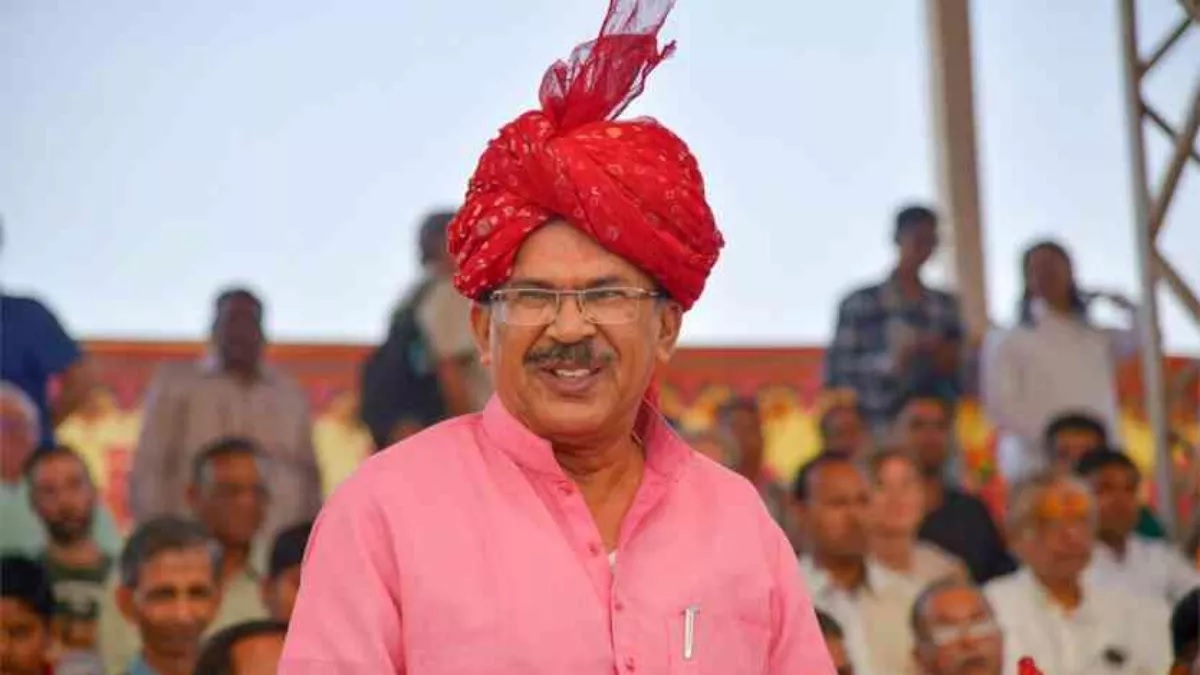 समाज में गिरावट के लिए शिक्षण संस्थान भी जिम्मेदार : देवनानी