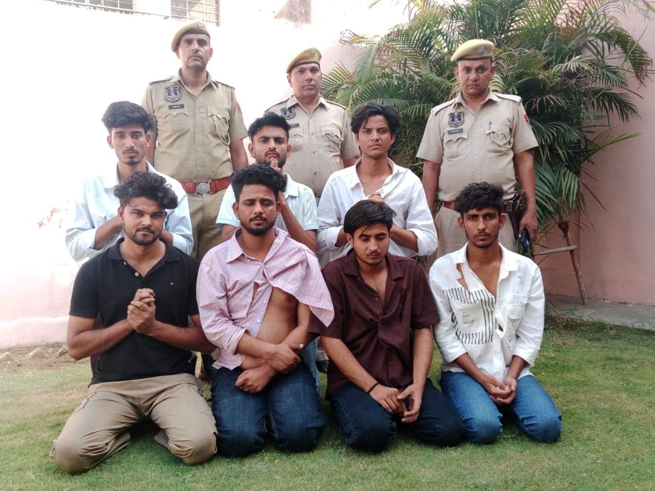निर्जला एकादशी पर शराब वितरण करने वाले सोशल मीडिया इंफ्लूएंसर लप्पू सचिन सहित सात गिरफ्तार