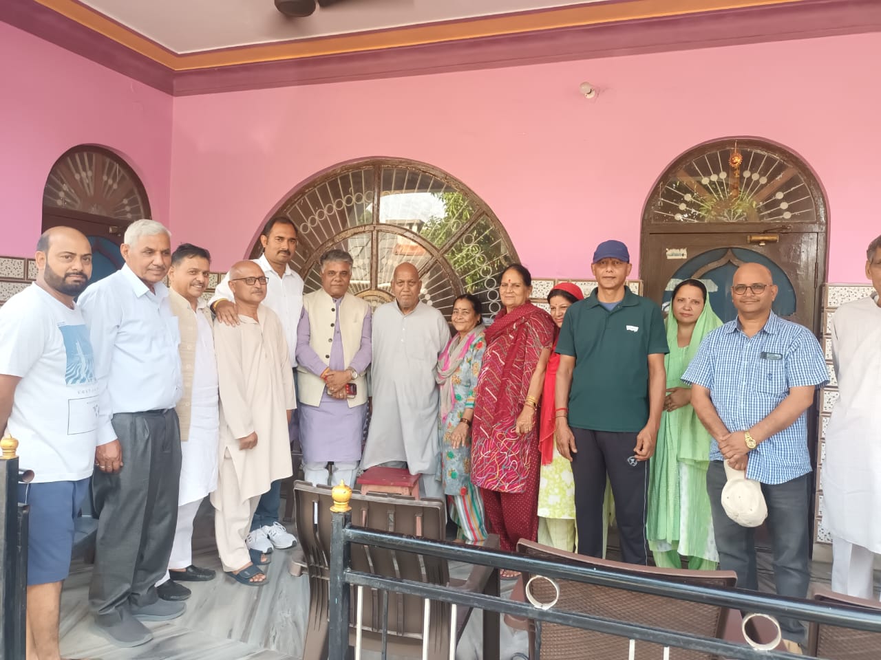 सांसद राजीव भारद्वाज ने सुनी जनसमस्याएं