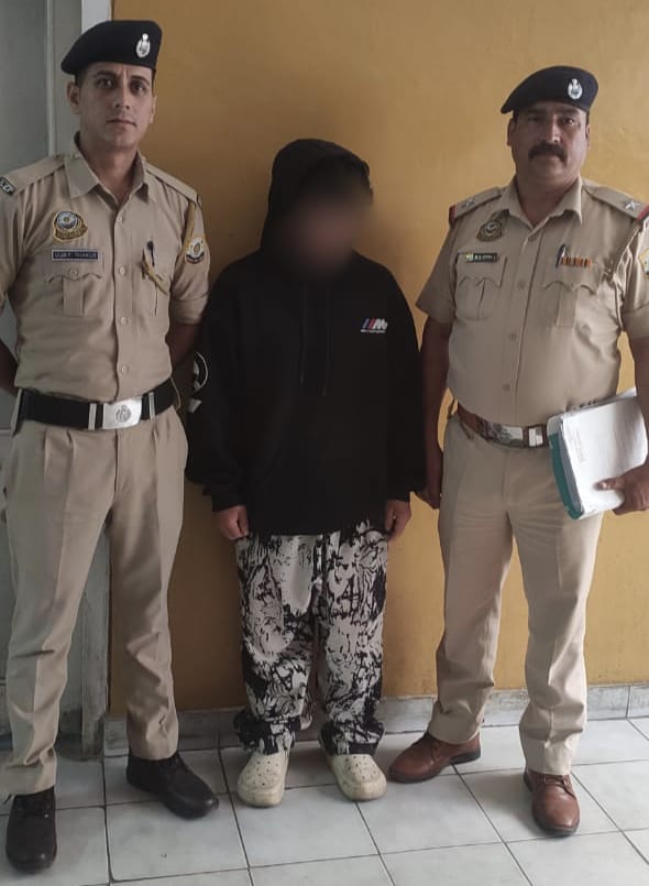 फोरेंसिक जांच से हुआ खुलासा, खाद्य पदार्थ बने थे चरस से