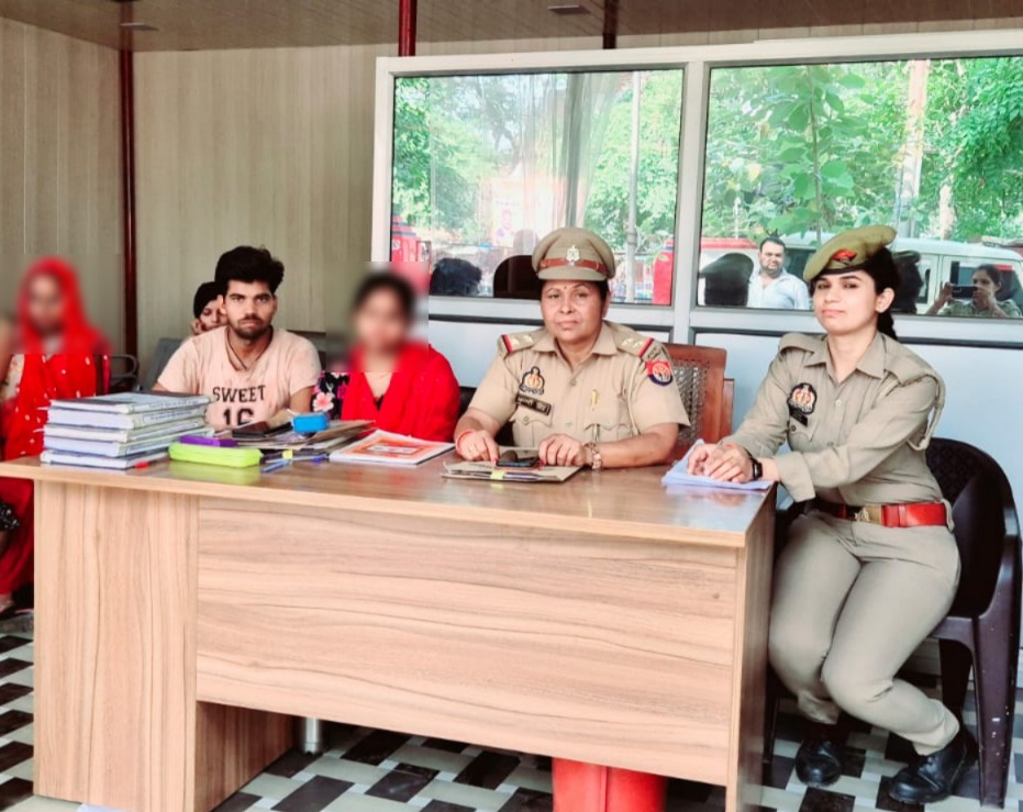 महिला थाना बाराबंकी की पहल रंग लाई, तीन बिखरे दंपत्तियों के रिश्तों में लौटी मिठास
