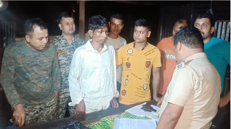आग्नेयास्त्र के साथ नामजद अपराधी गिरफ्तार