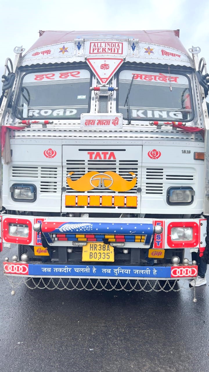 ट्रक कंटेनर से 688 किलो डोडा पोस्त के साथ एक तस्कर गिरफ्तार