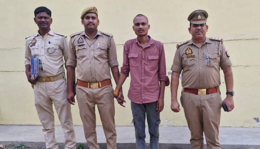 नाबालिग से दुष्कर्म कर अश्लील वीडियो वायरल करने वाला इनामी अभियुक्त गिरफ्तार