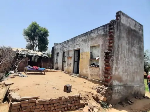 महिला की प्रताड़ना की शिकायत के बाद पिता-पुत्र की पीट-पीटकर हत्या, गांव में पसरा मातम