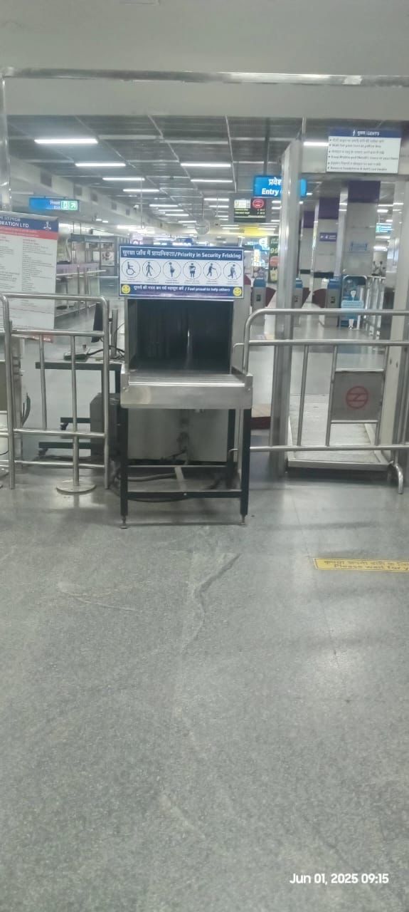 दिल्ली मेट्रो ने शुरू की विशेष श्रेणी के यात्रियों के लिए प्रायोरिटी फ्रिस्किंग सुविधा
