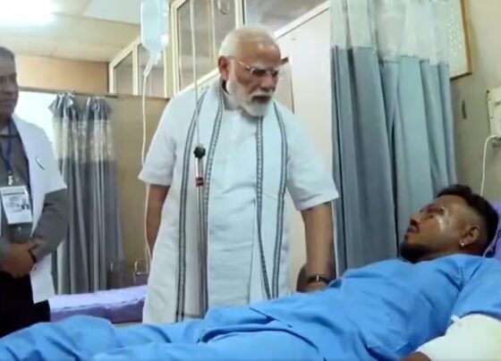 PMModiMeetsSurvivor