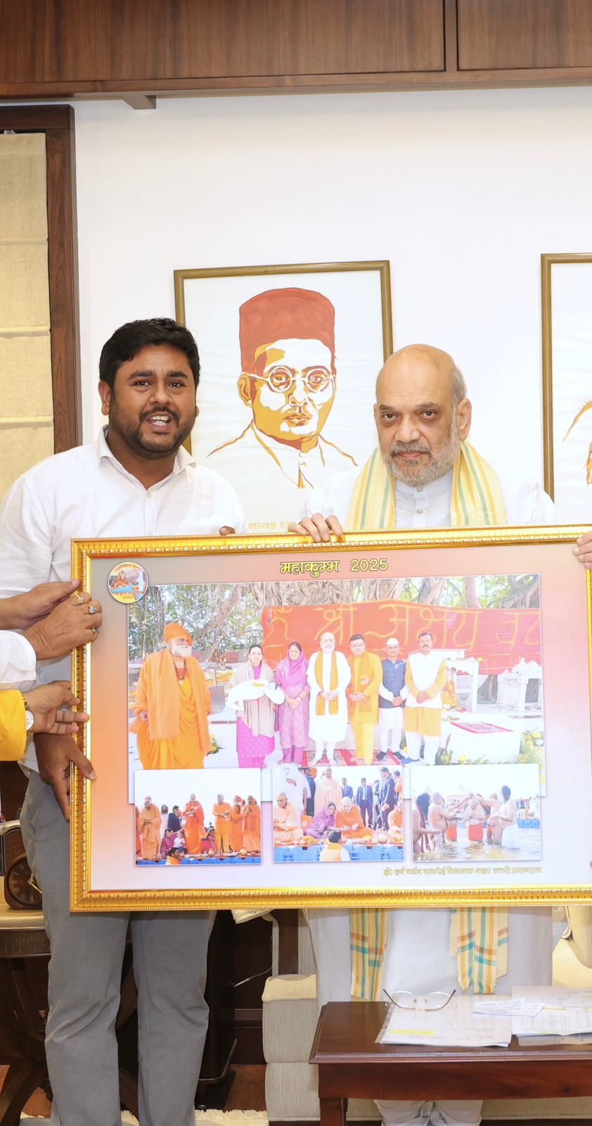 गृह मंत्री अमित शाह से भाजपा युवा मोर्चा दिल्ली के प्रवक्ता अभिषेक दुबे की शिष्टाचार भेंट