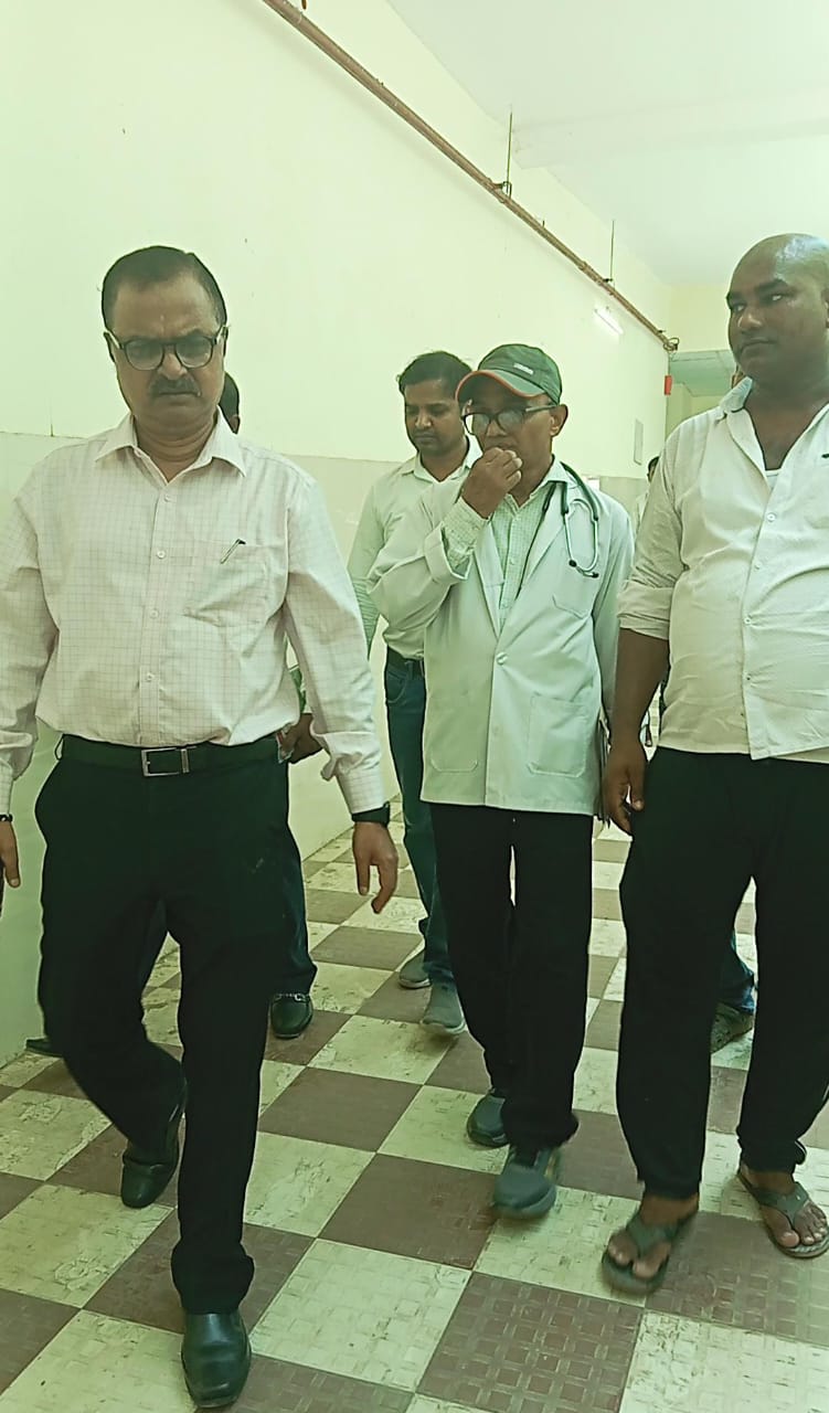 राजी जगदीशपुर के मुख्यमंत्री आरोग्य स्वास्थ्य मेले में भी पहुंचे मुख्य चिकित्सा अधिकारी