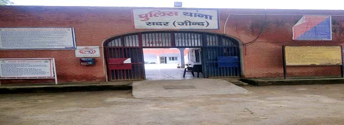 जींद : पुलिस ने ढाबे पर छापेमारी कर पकड़ा 44 सौ लीटर तेल