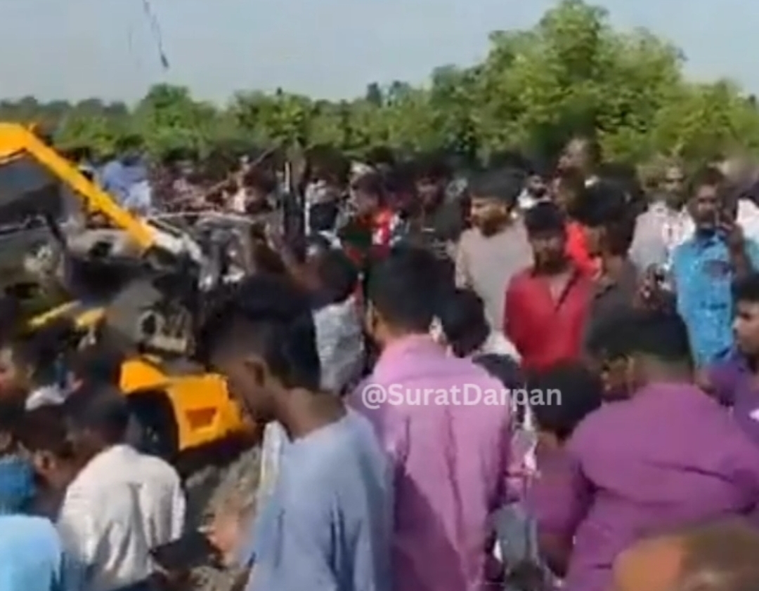 Cuddalore Train Accident : स्कूल वैन को ट्रेन ने मारी टक्कर,2 बच्चों की मौत, 4 घायल